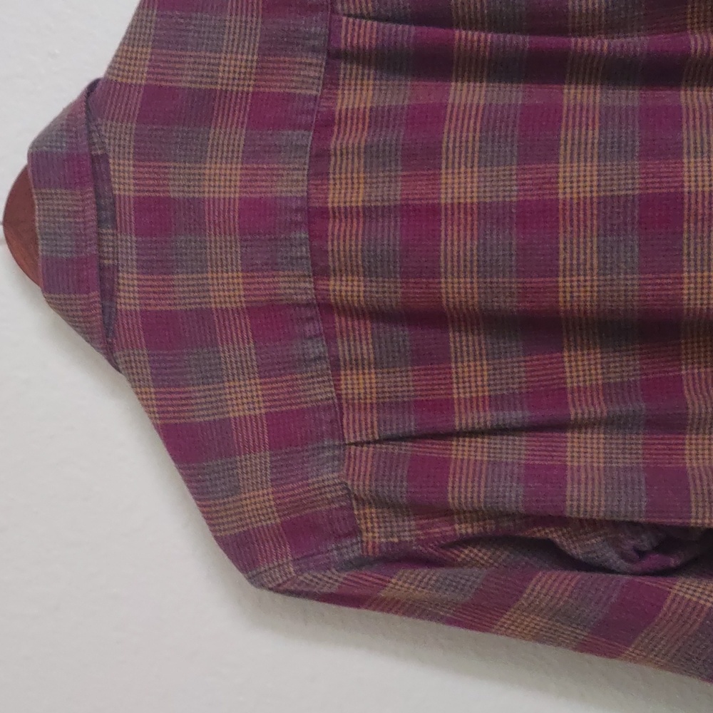 SLIGHTLY USED CAMBRIDGE CLASSICS LONG SLEEVE PLAID SIZE SMALL 100%COTTON - Picture 10 of 12
